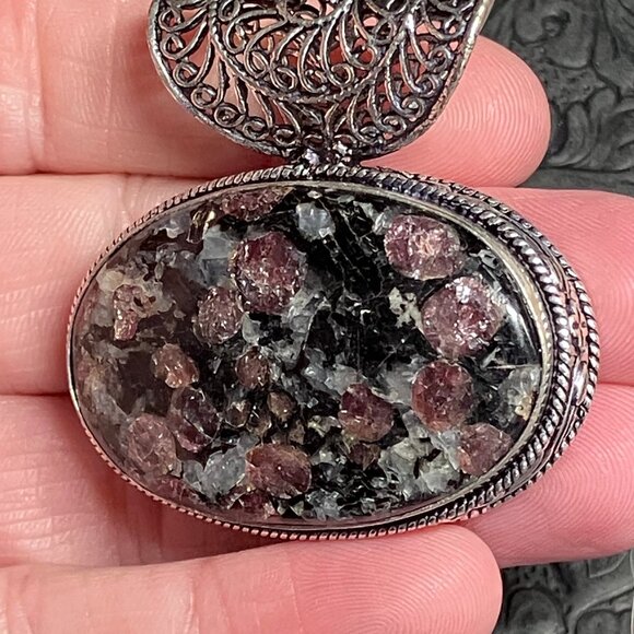 Eudialyte Stone Crystal Jewelry Pendant - Picture 3 of 8